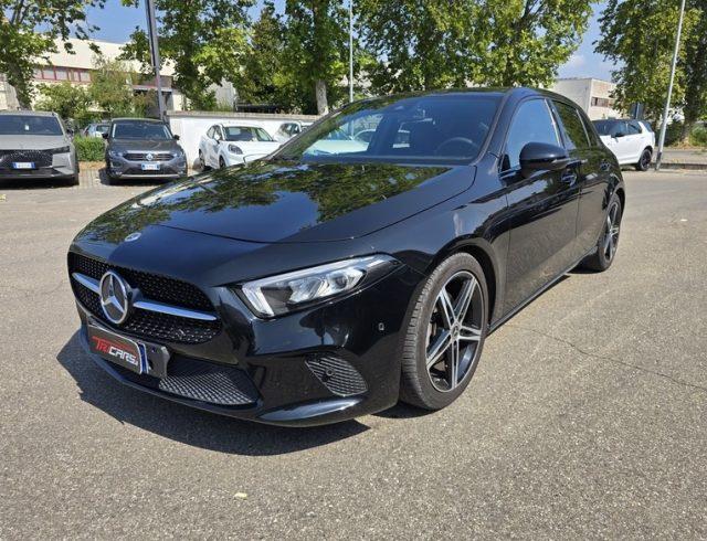 MERCEDES-BENZ A 200 d Automatic Sport NIGHT EDITION PERMUTE
