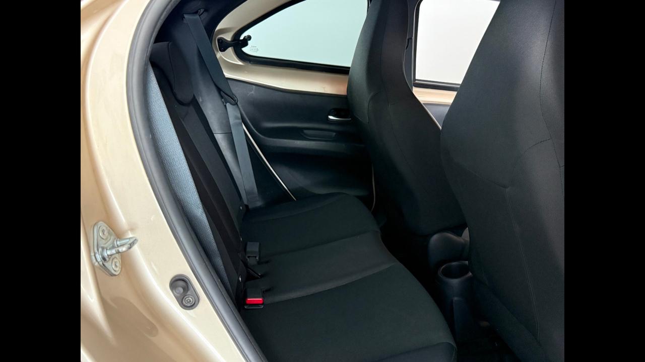 TOYOTA Aygo X - Aygo X 1.0 Lounge 72cv s-cvt