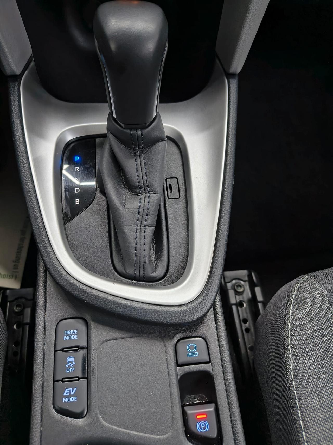 Toyota Yaris 1.5 Hybrid 5 porte Active