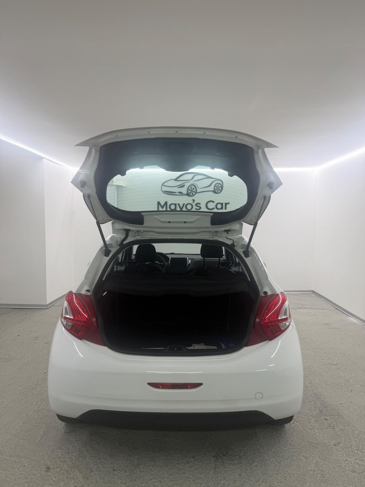 PEUGEOT 208 (anno 2015)