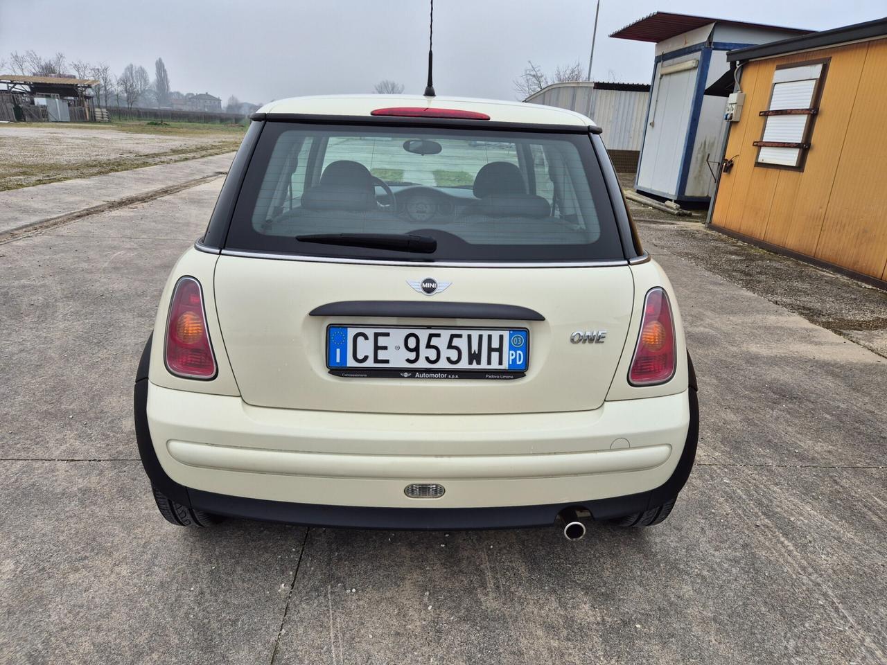 Mini 1.6 16V One de luxe
