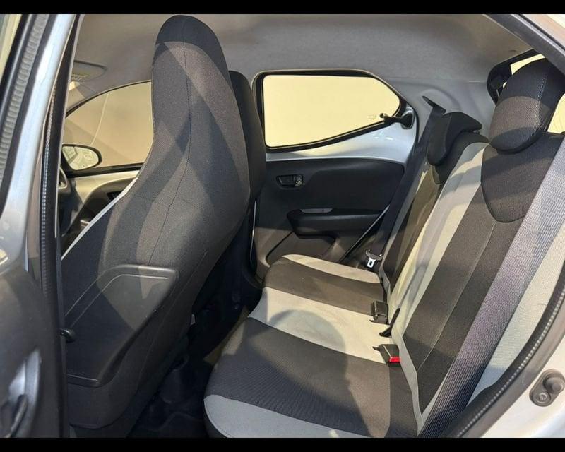 Toyota Aygo 2ª serie 1.0 VVT-i 69 CV 5 porte x-play MMT