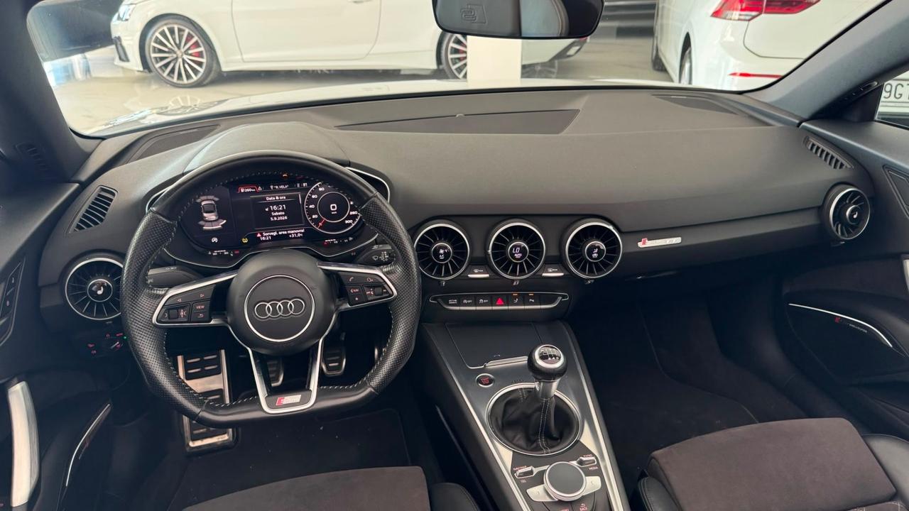 Audi TT Roadster 2.0 TDI ultra S line