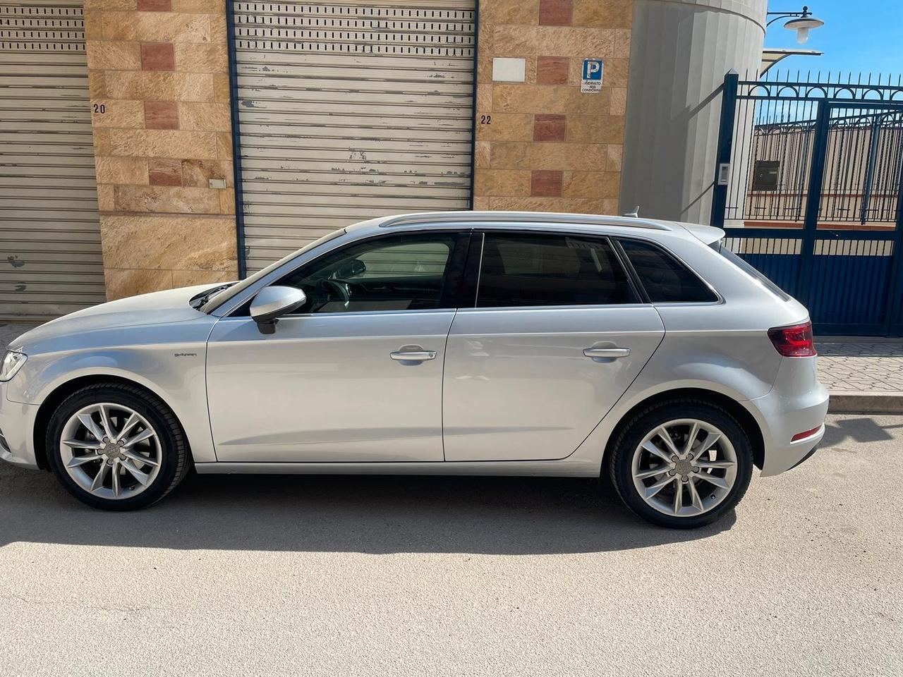 Audi A3 SPB 1.4 TFSI g-tron Ambition