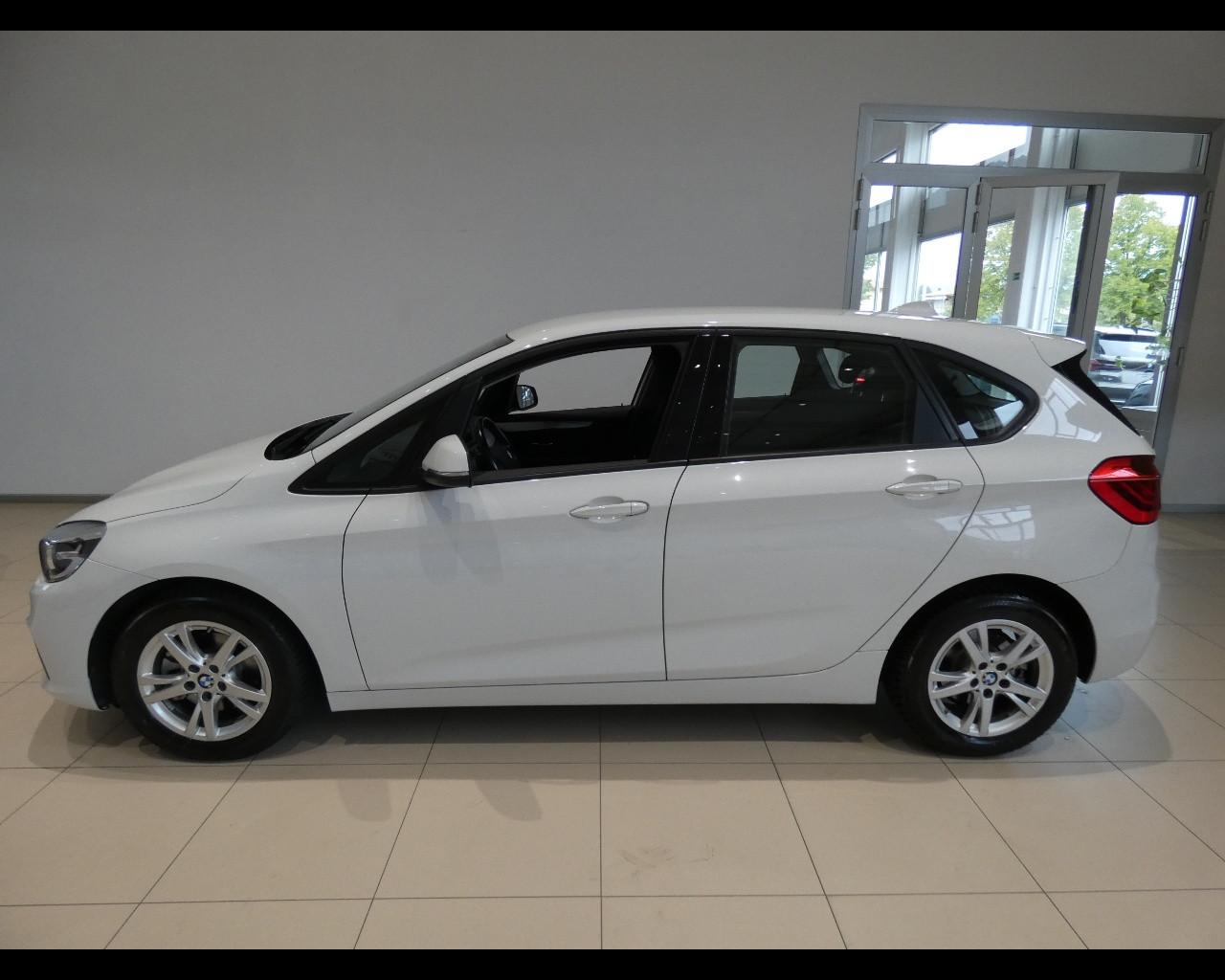 BMW Serie 2 A.T. (F45) - 216d Active Tourer Advantage