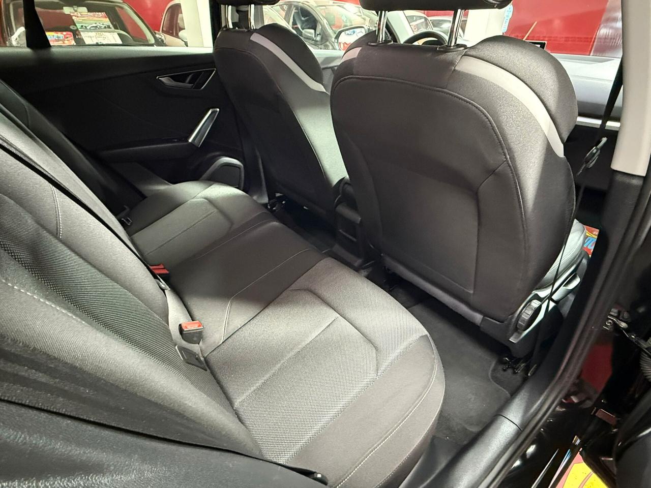 Audi Q2 1.6 TDI 116cv Business - 2016