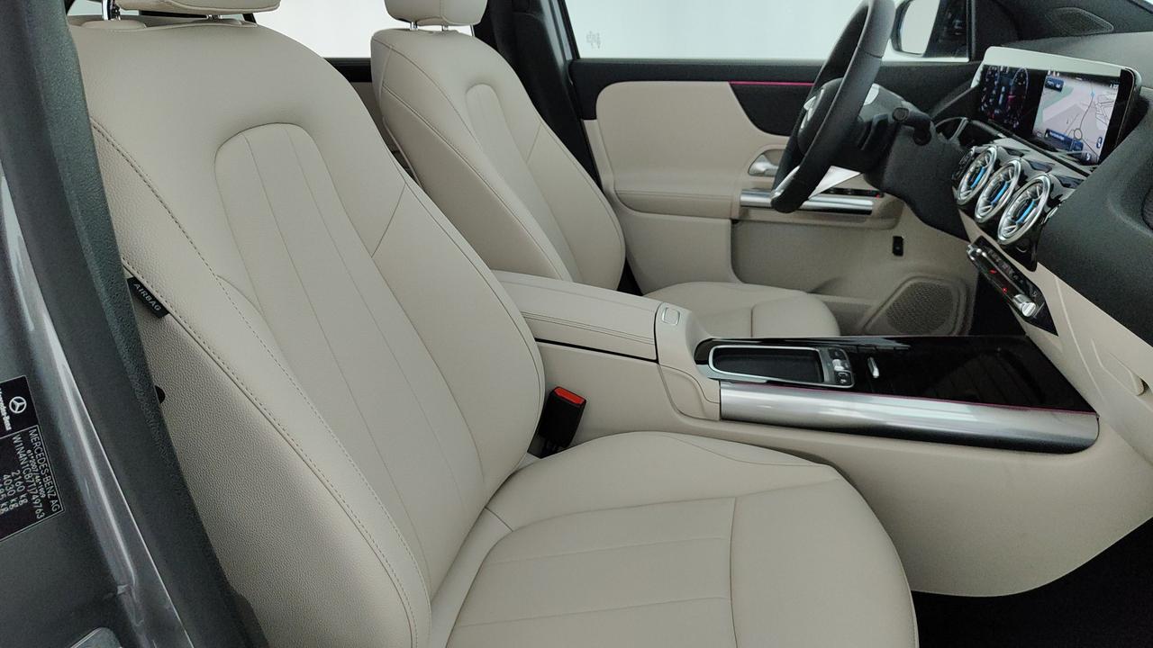 Mercedes-Benz GLA 200 d automatic