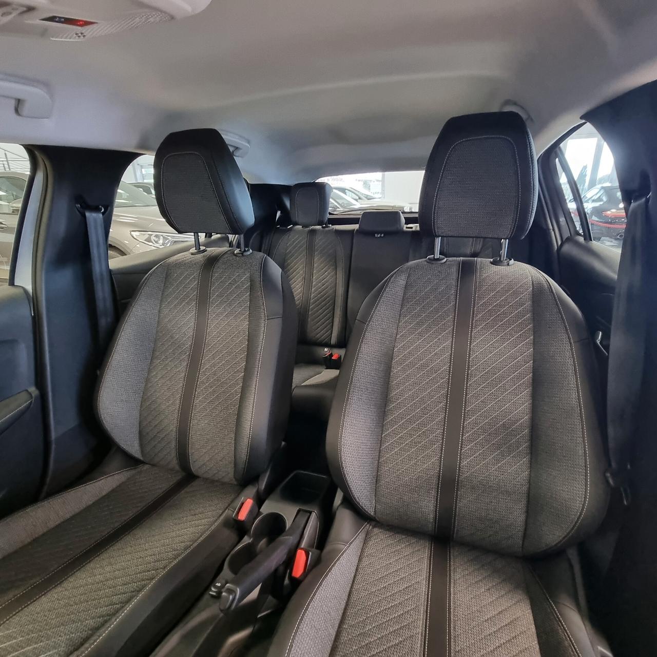 Peugeot 208 STYLE 1.2 BZ 75cv 5p
