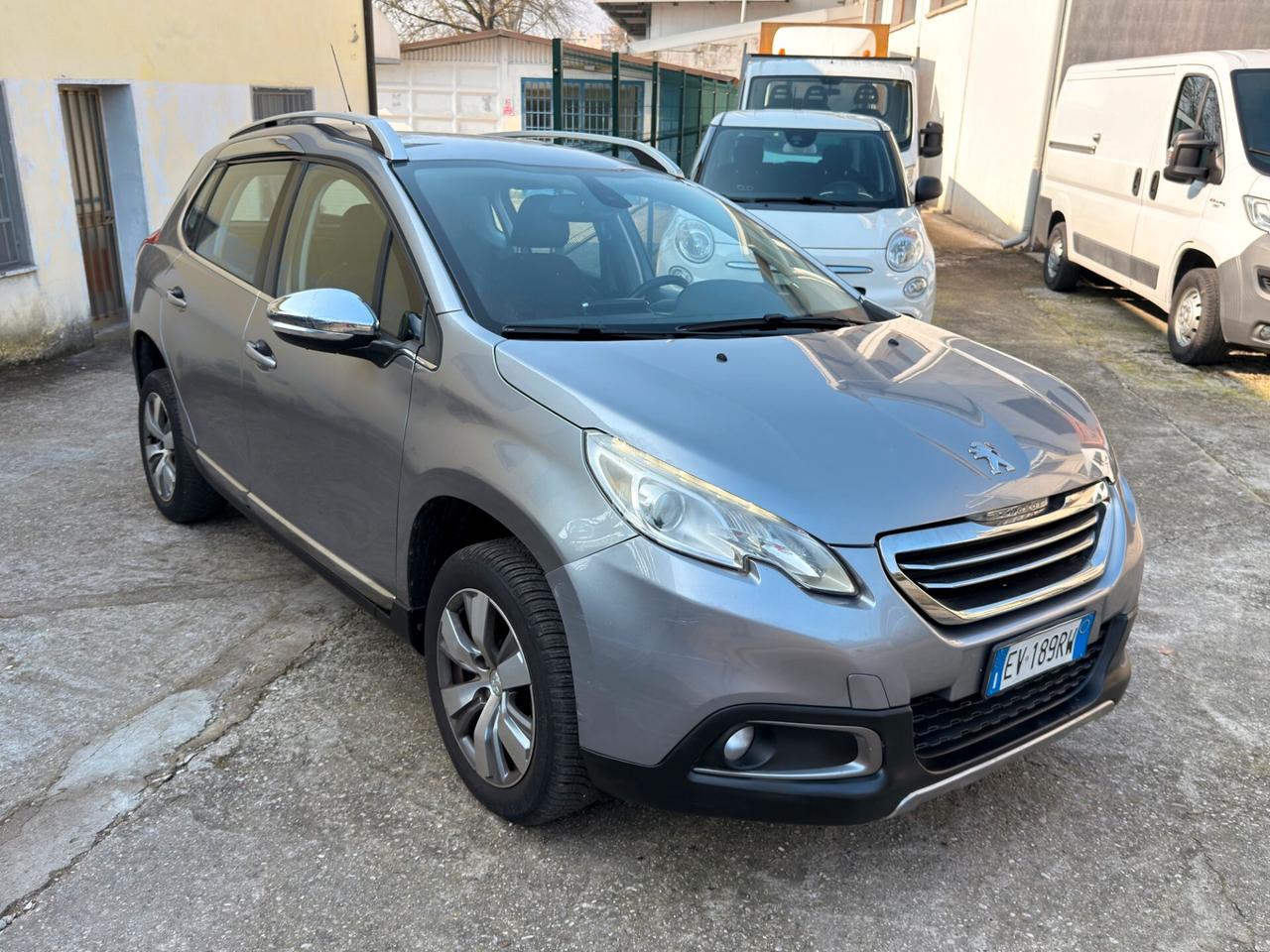 Peugeot 2008 Cambio Automatico KM 100.700