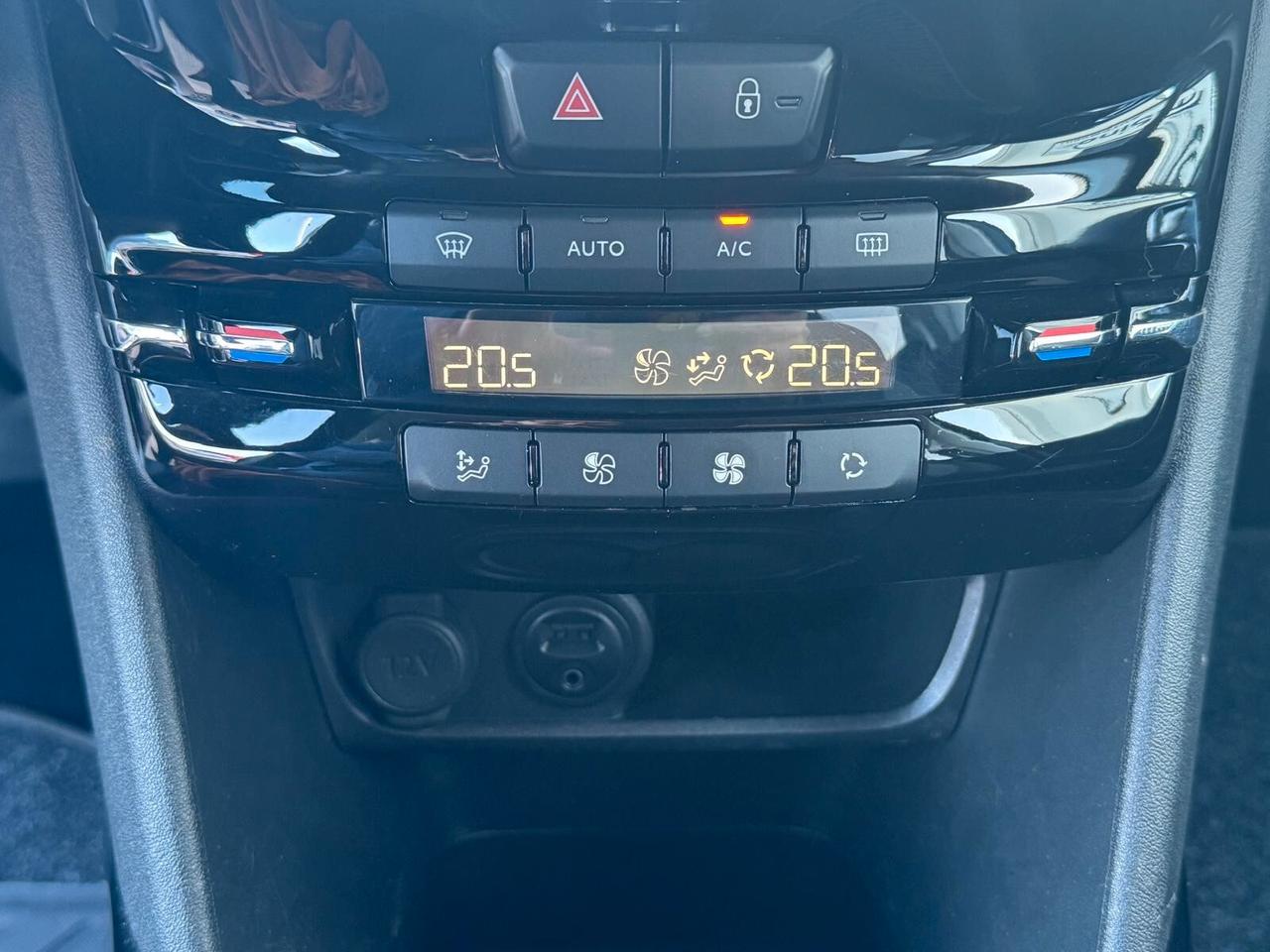 Peugeot 2008 BlueHDi 120 S&S Allure