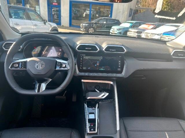 MG ZS (2024-->) ZS 1.5 Hybrid+ Luxury