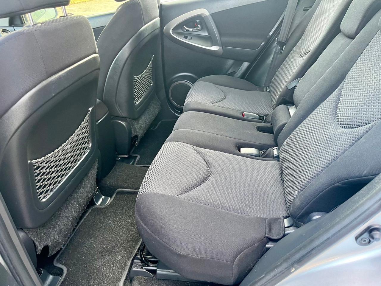 Toyota RAV4 2.2D-4D 155.000km 2007 4x4 perfetta