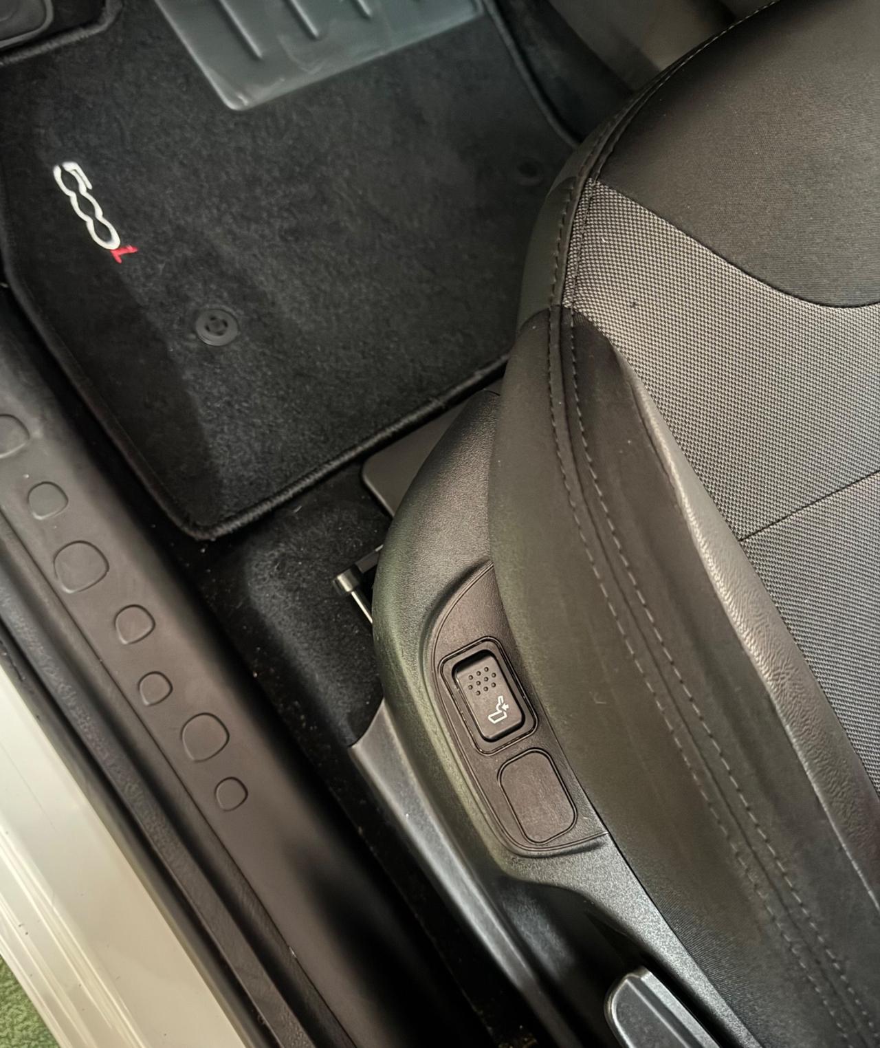 FIAT 500 L, 90000 CHILOMETRI, 2016,TETTO PELLE NAVIGATORE