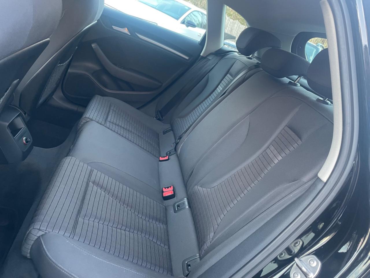 Audi A3 SPB 1.6 TDI ultra Attraction