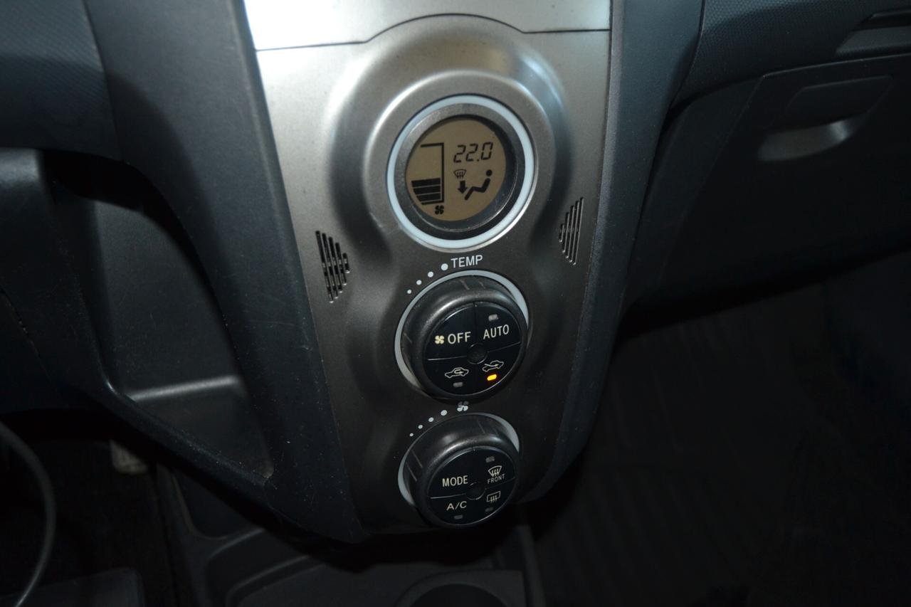 Toyota Yaris 1.0 GPL 5Porte Now UniPro/Antifurto/RadioMP3