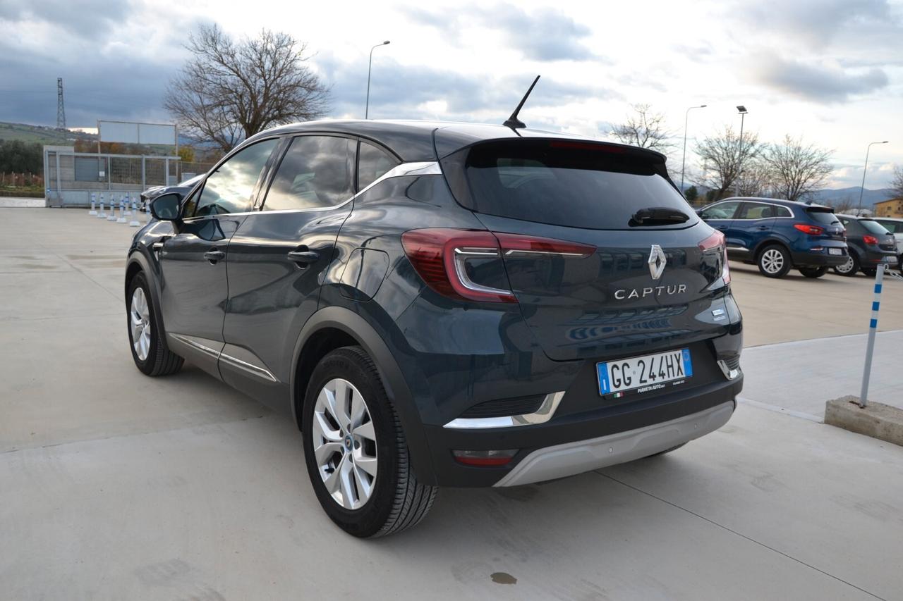 Renault Captur Mild Hybrid 140 CV Intens