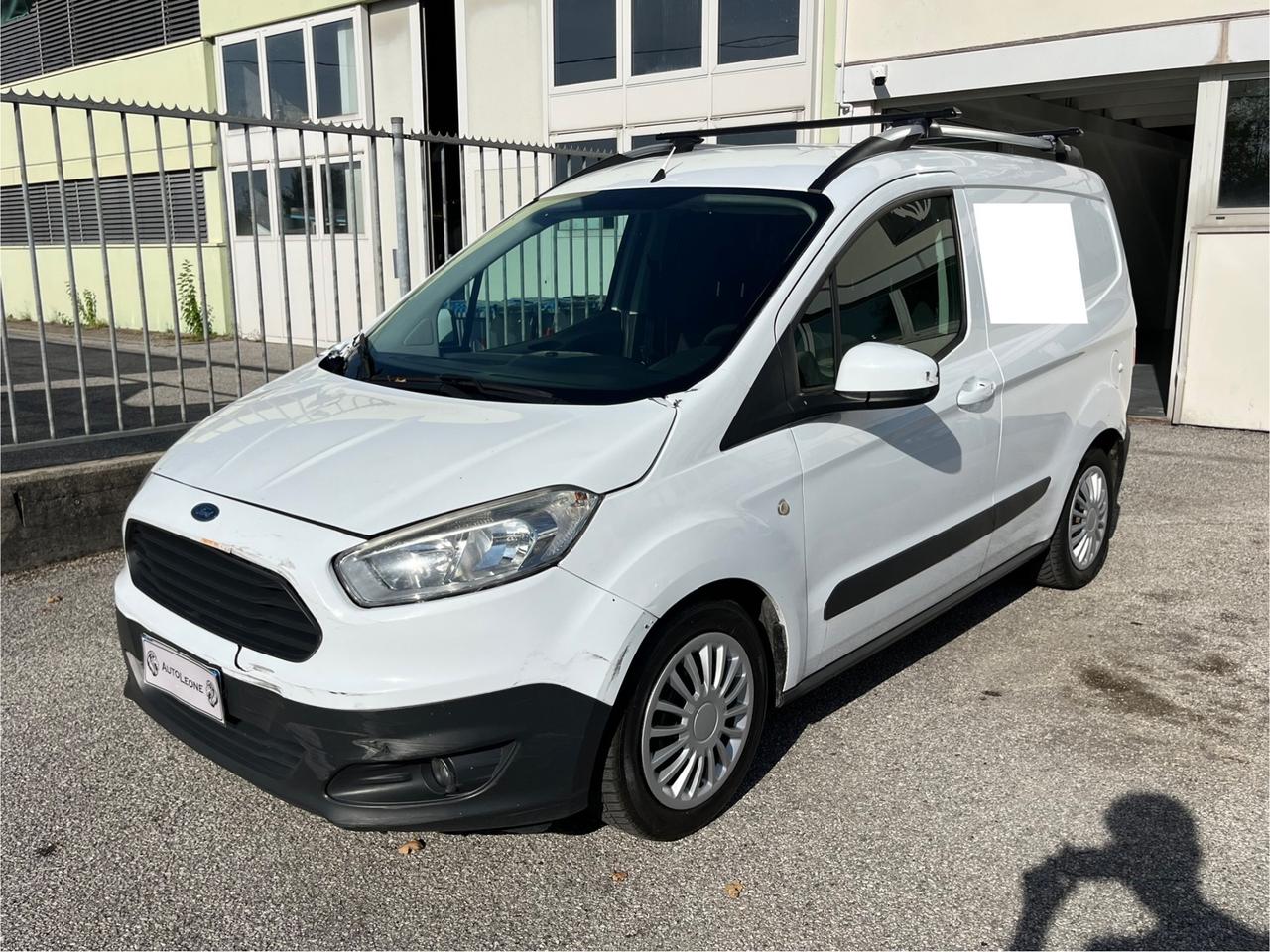 Ford Transit Courier 1.5 TDCi 75CV IVA INCLUSA