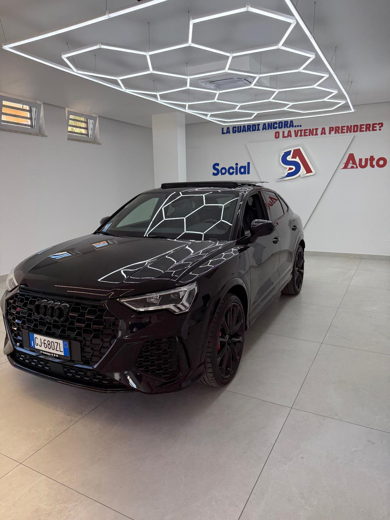 Audi RS Q3 versione unica