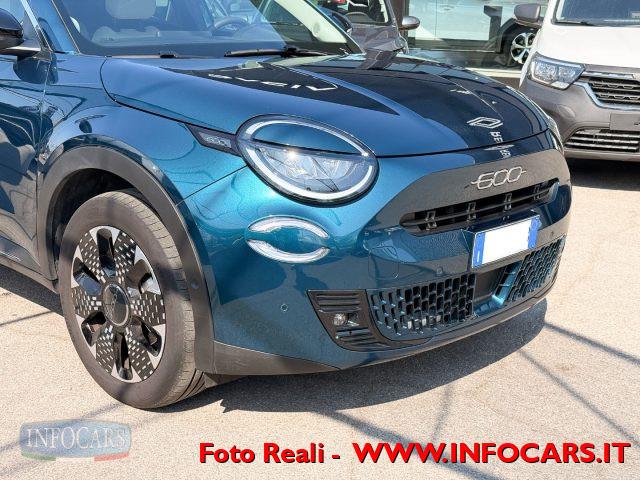 FIAT 600 Hybrid 100 CV DCT MHEV La Prima - PROMO