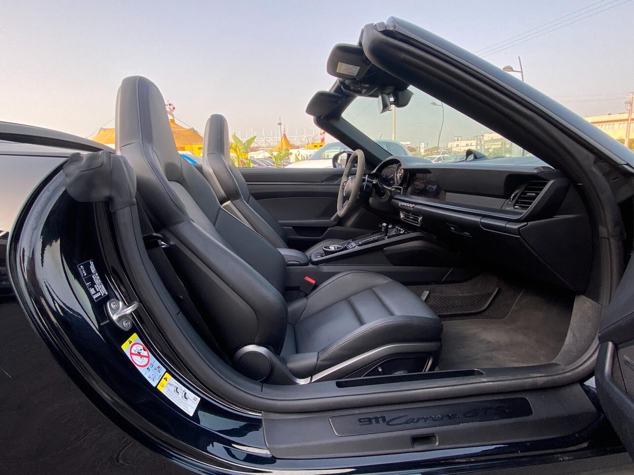 Porsche 911 992 Carrera Cabrio 3.0 GTS auto