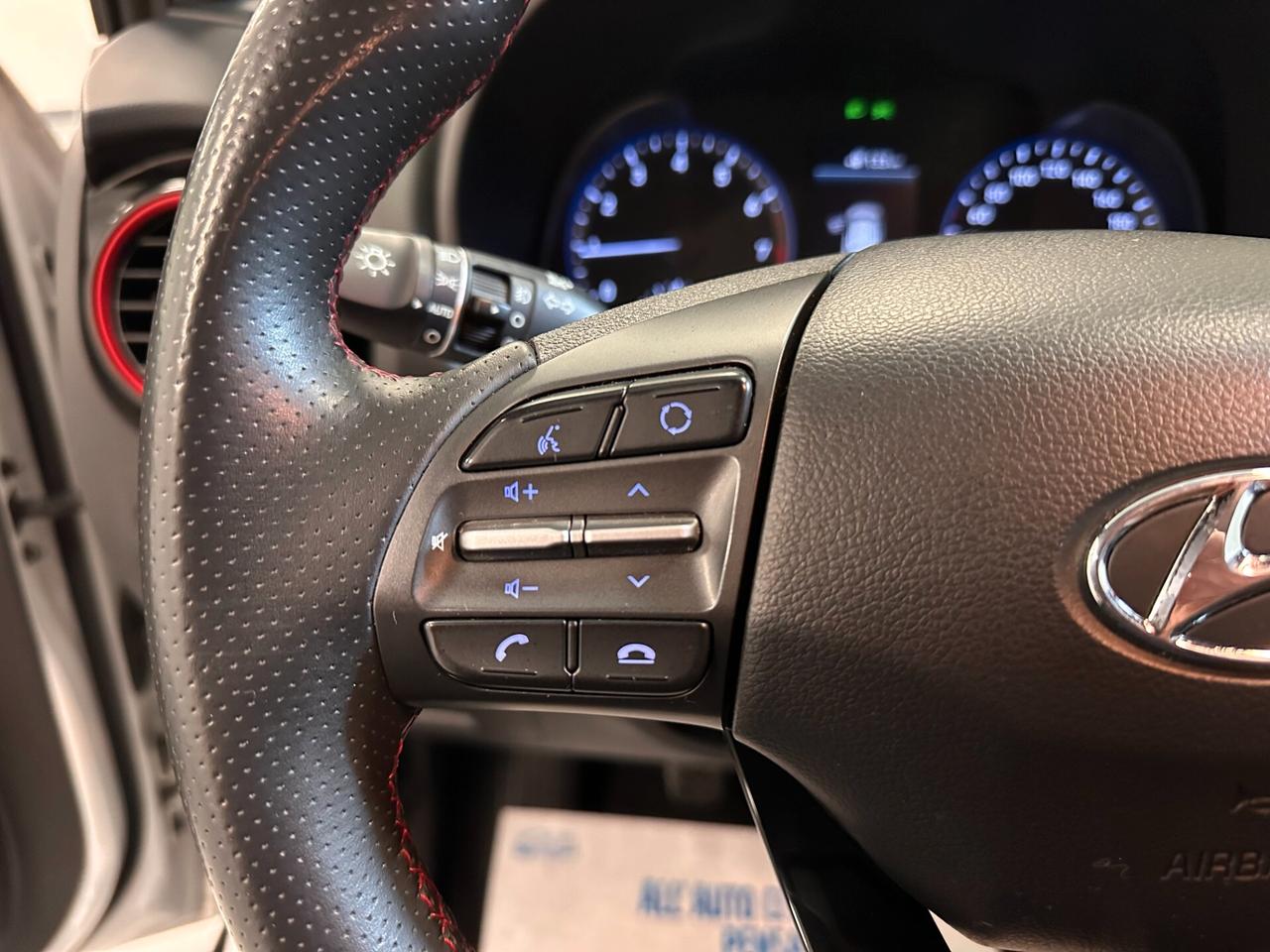 HYUNDAI KONA 1.0 T-GDI XPOSSIBLE