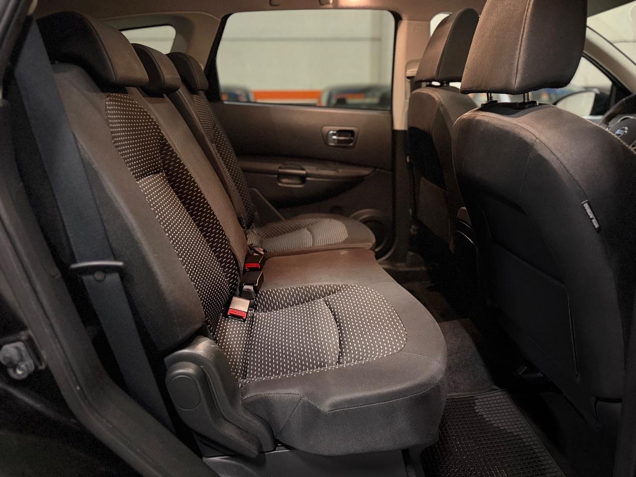 Nissan Qashqai Qashqai+2 2.0 dCi DPF Acenta 7 POSTI