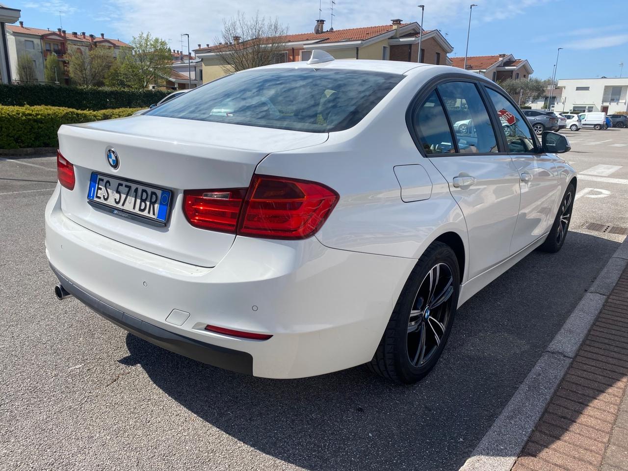 Bmw 318 320d Luxury