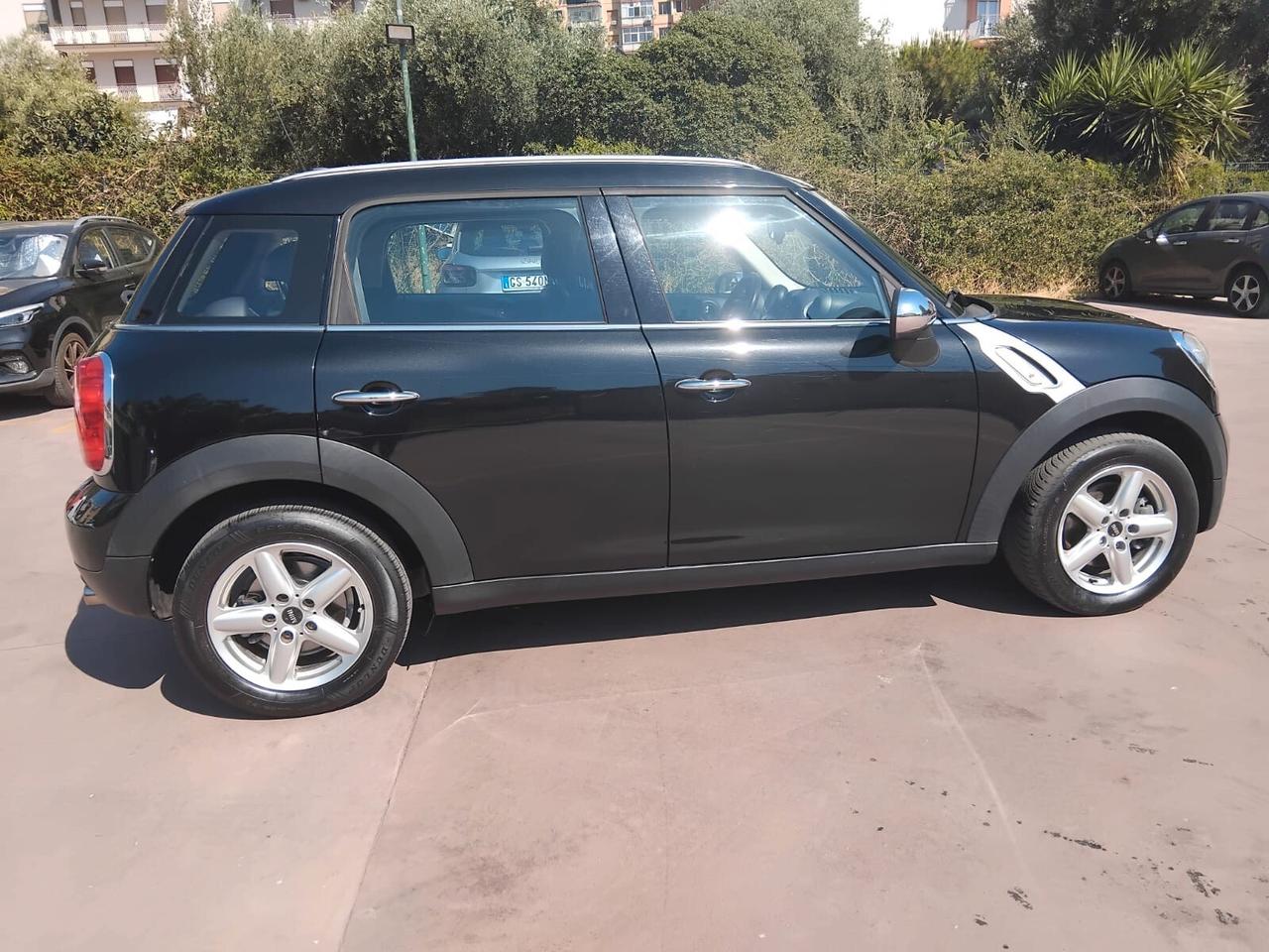 MINI COUNTRYMAN 2.0D AUTOMATICA GARANZIA