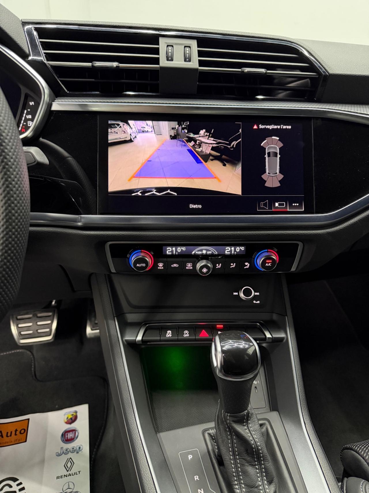 Audi Q3 35 TDI S tronic line edition 2120 km black