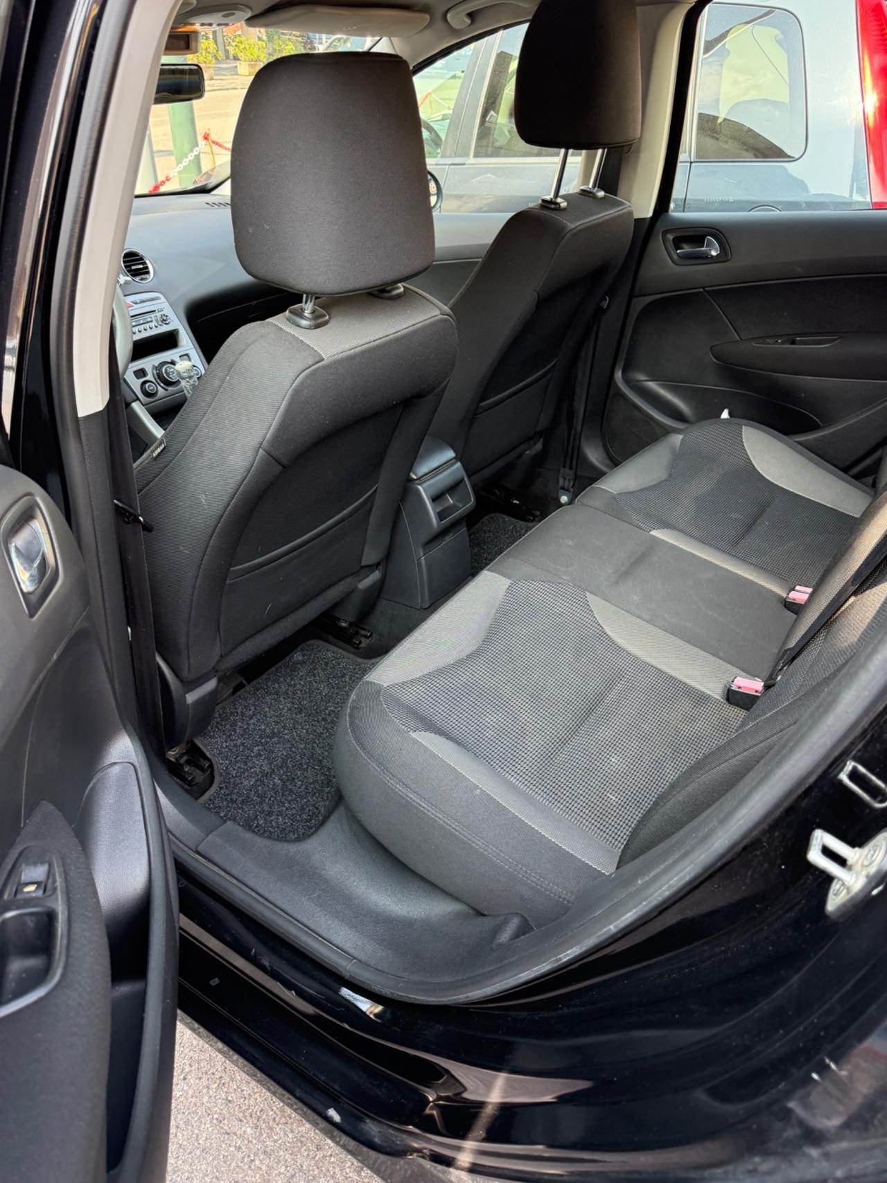 Peugeot 308 1.6 HDi 90CV SW Premium Mix