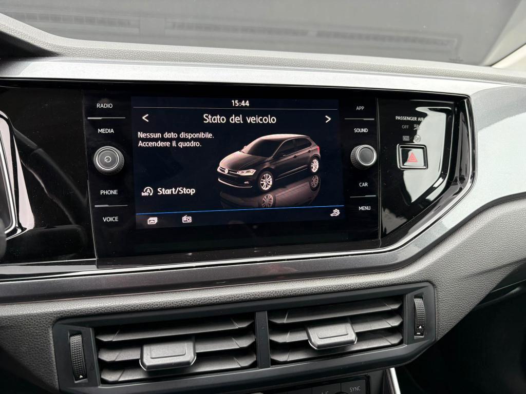 Volkswagen Polo 5 Porte 1.6 tdi R LINE 95cv dsg OK NEOPATENTATI