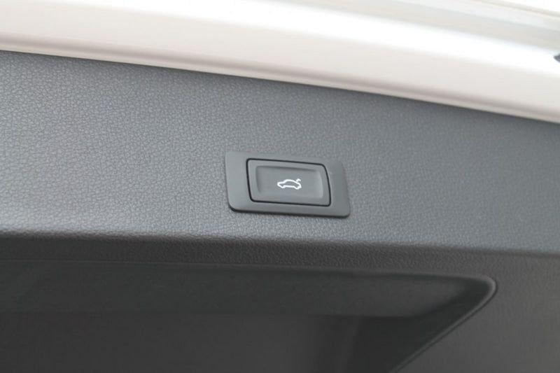 Audi Q2 30 TDI S tronic Business