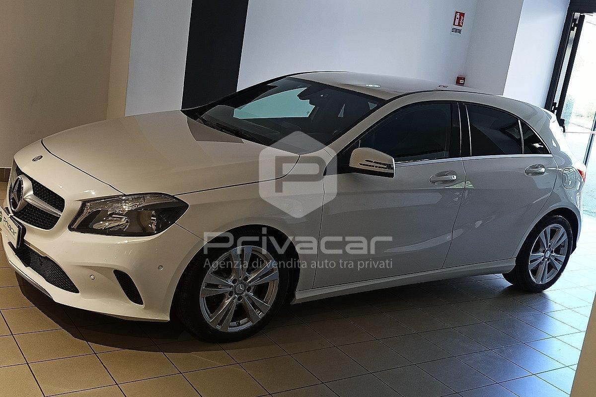 MERCEDES A 200 d Automatic 4Matic Sport