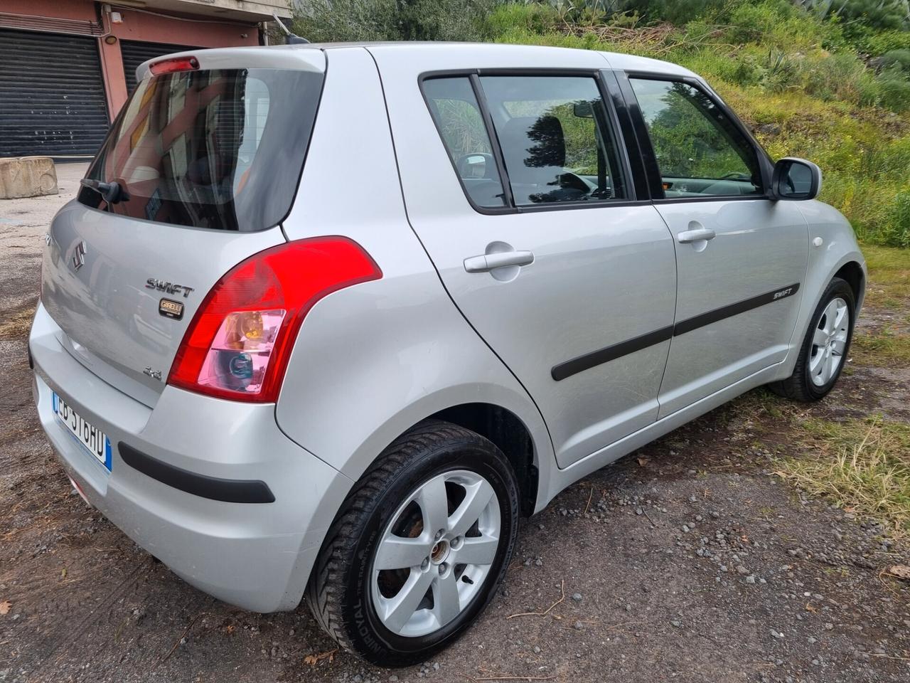 Suzuki Swift 1.3 GPL 5porte 2010