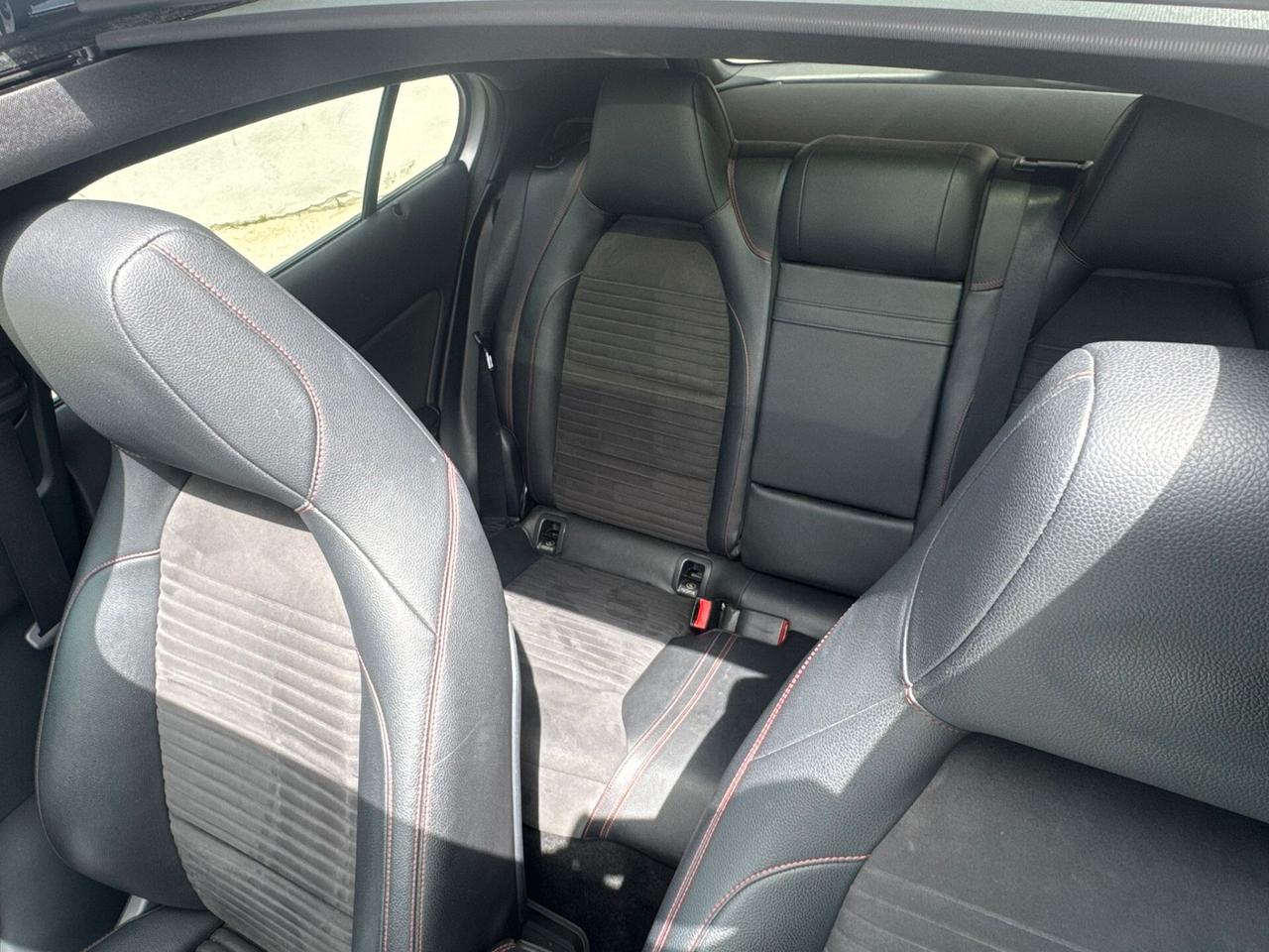 Mercedes-benz GLA 220 d Automatic 4Matic Premium Amg Garanzia