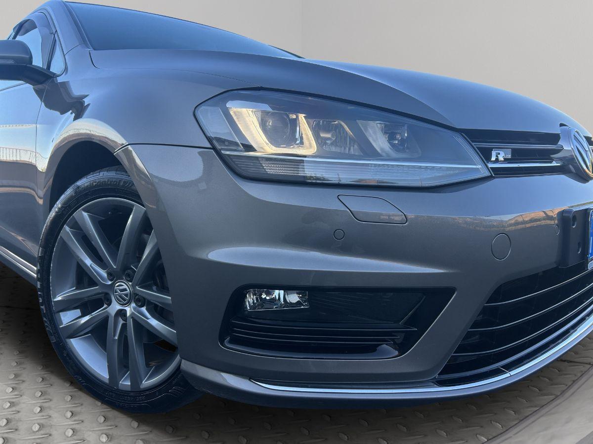 VOLKSWAGEN - Golf - 1.6 TDI 110 CV 5p. R LINE