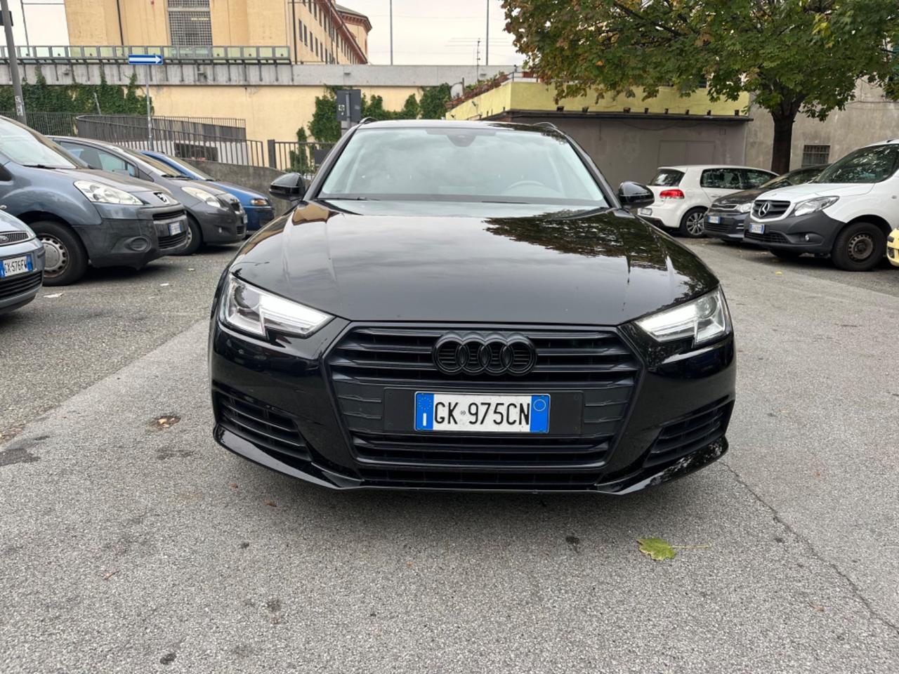 Audi A4 Avant 2.0 TDI 150 CV ultra Business Sport