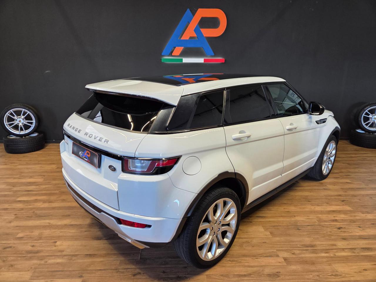 Land Rover Range Rover Evoque 5 Porte Range Rover Evoque 5p 2.0 td4 SE Dynamic 180cv auto