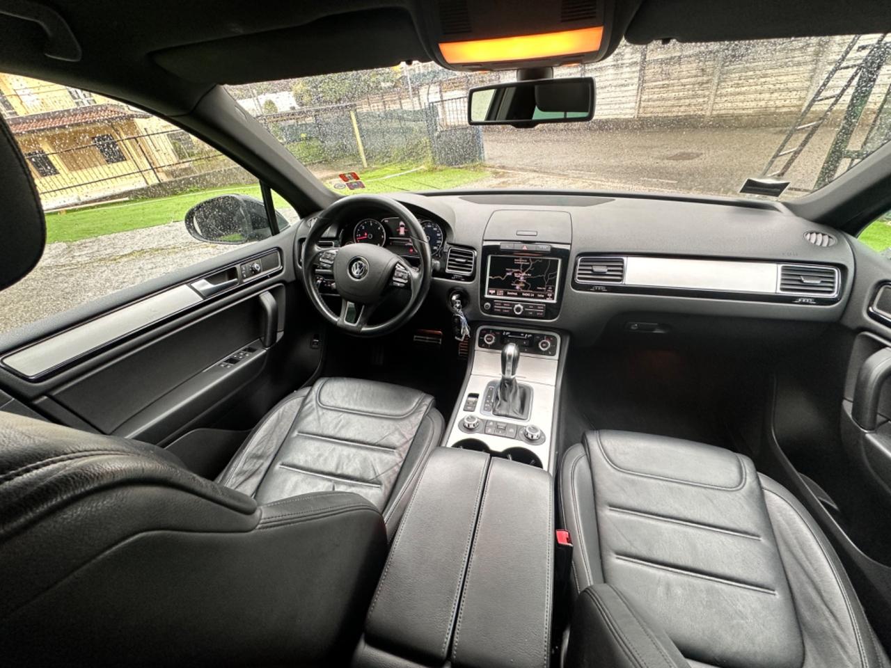 VW Touareg 3.0 TDI 204 CV Executive-2014