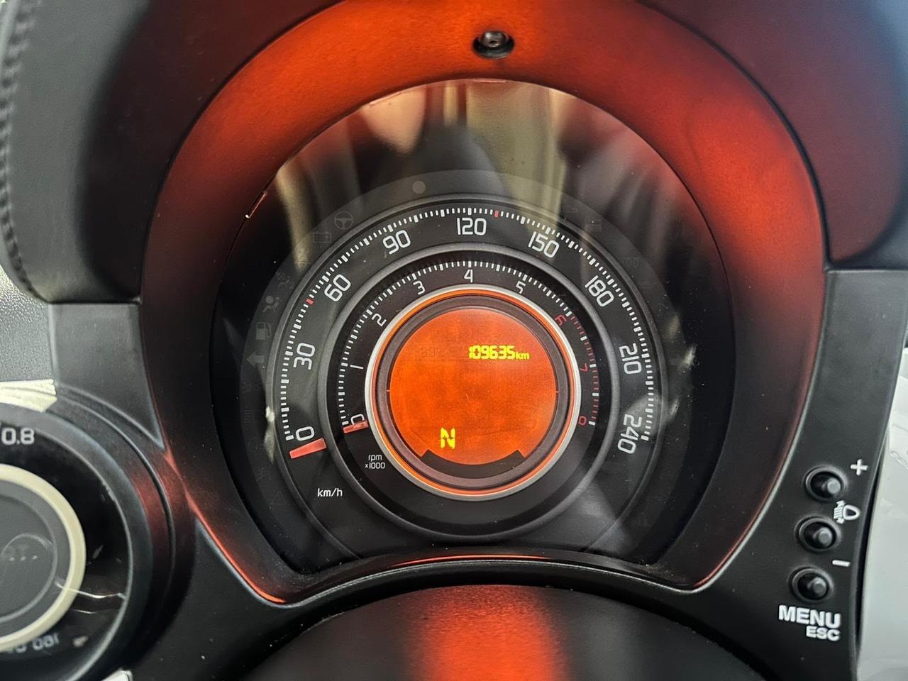 Abarth 500 C 1.4 Turbo T-Jet MTA