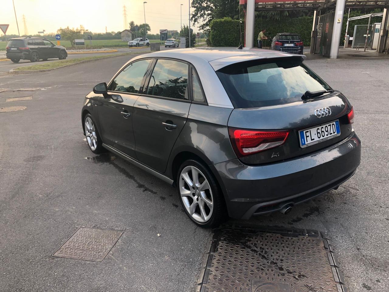 Audi A1 1.4 TDI Admired S-line