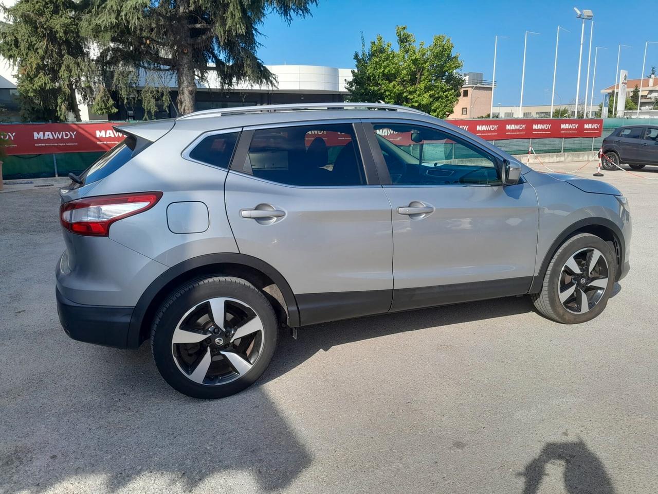 Nissan Qashqai 1.5 dCi N-Connecta