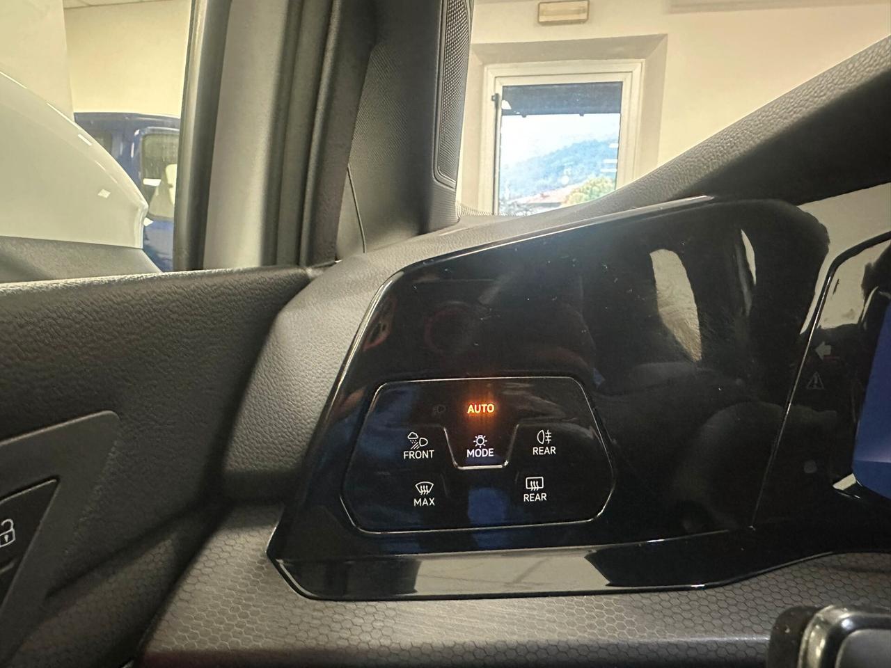 Volkswagen Golf GTI 2.0 TSI