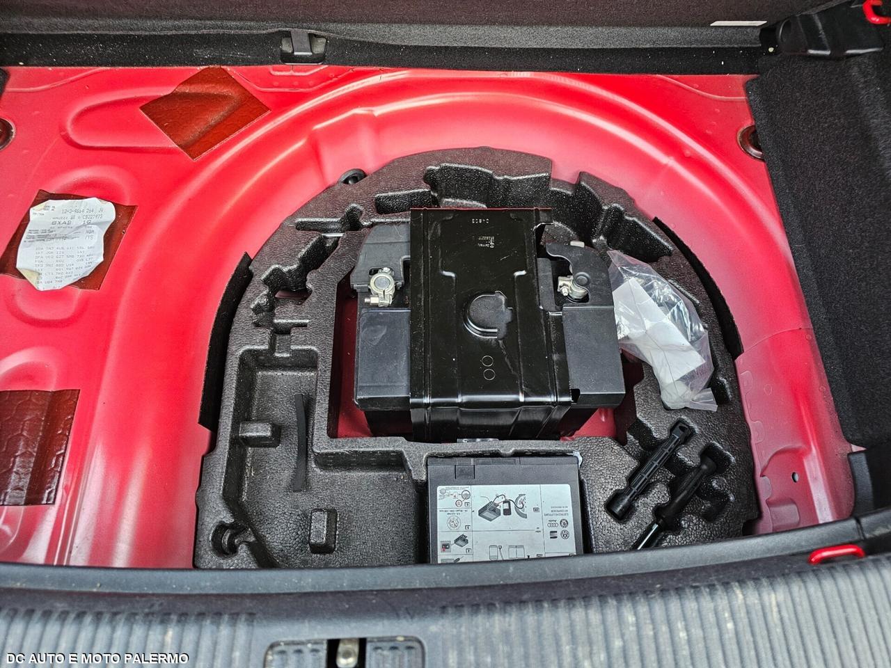 Audi A1 SPB 1.6 TDI S-tronic 90CV.Atomatic.a.2012