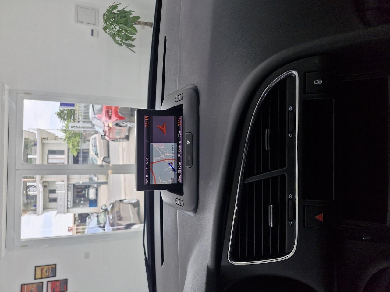 PEUGEOT 3008 1.6 Hdi 110CV Allure BIANCO PERLATO