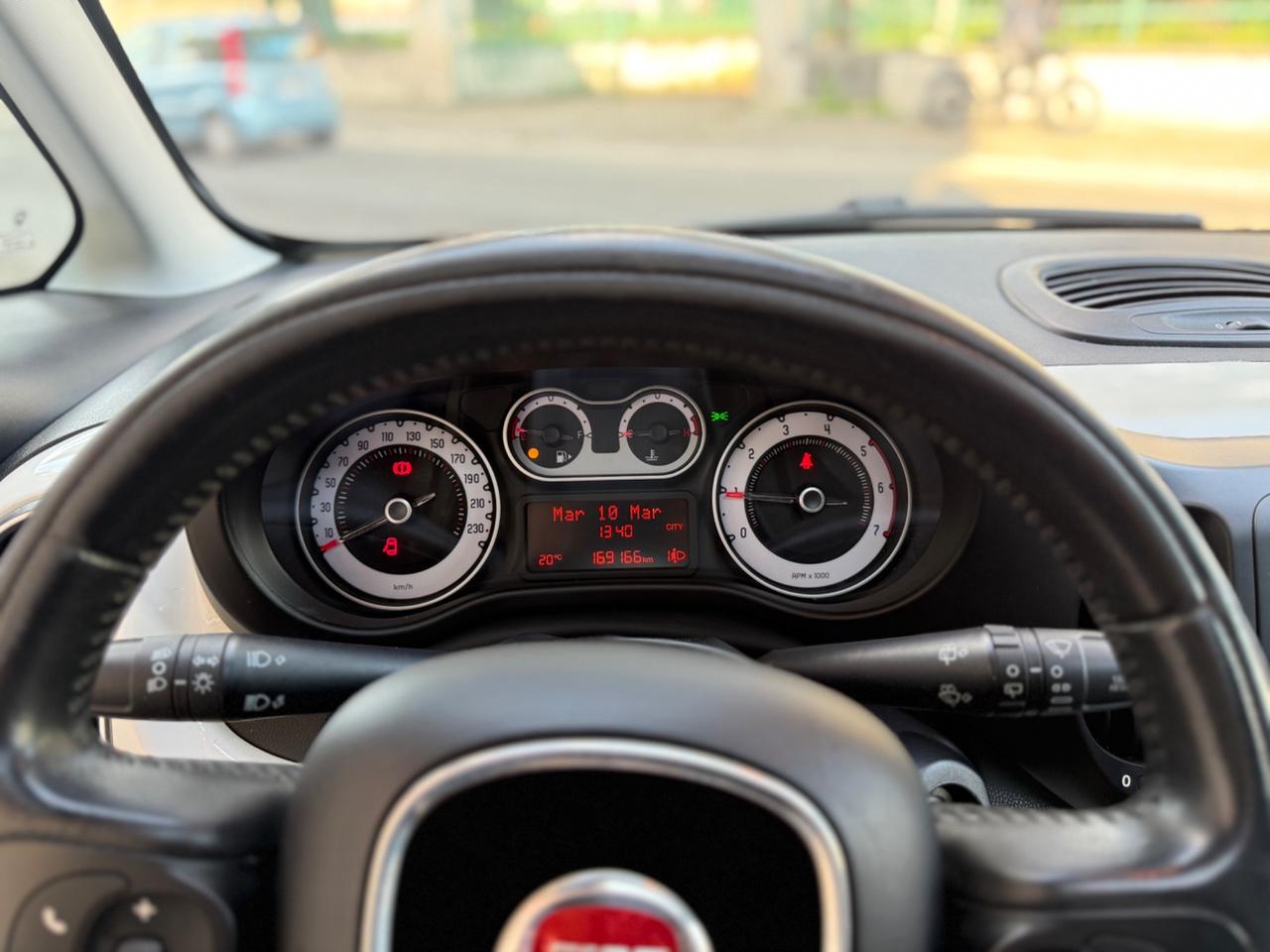 Fiat 500L 1.6 Multijet 105CV Trekking