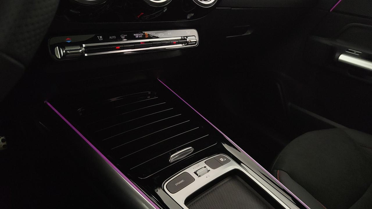 Mercedes-Benz GLA 180 d Automatic