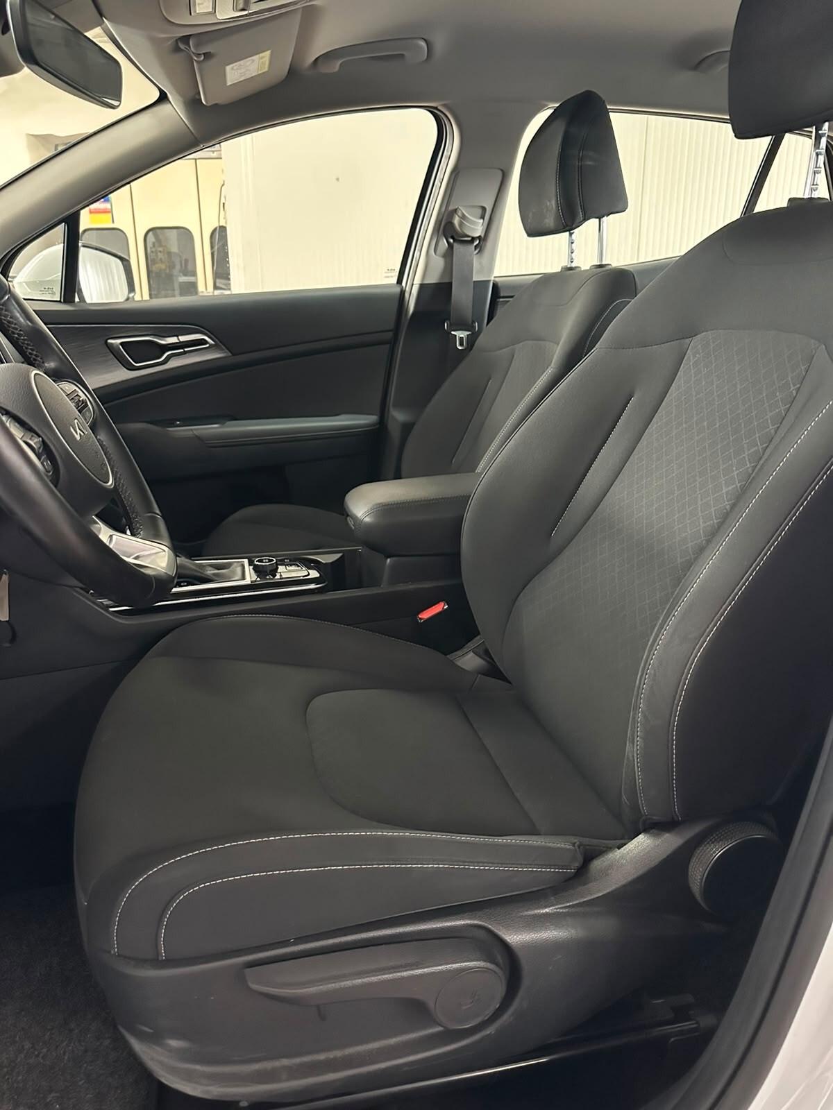 Kia Sportage 1.6 CRDi MHEV DCT Business