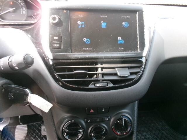 Peugeot 208 BlueHDi 75 5 porte Allure