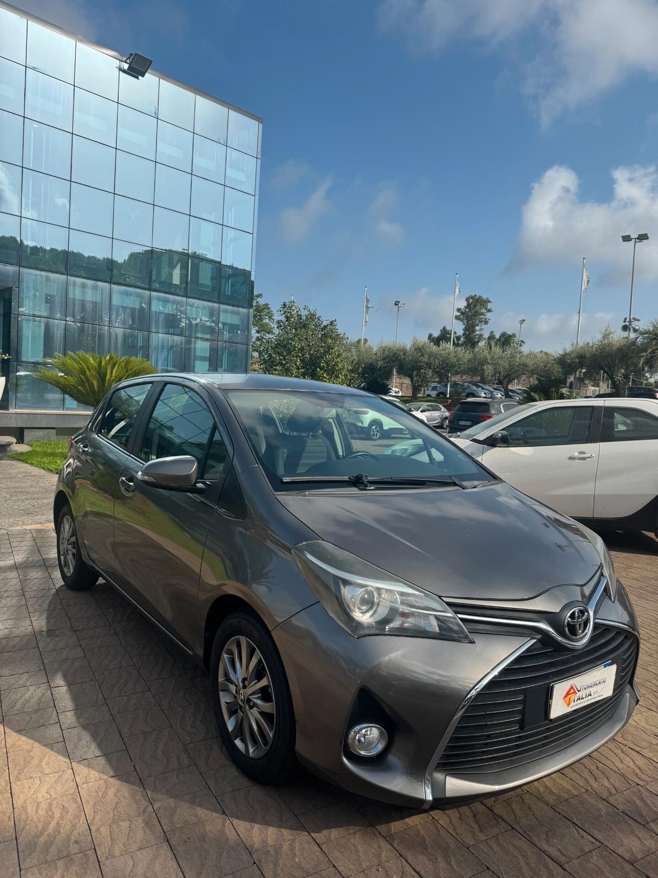 Toyota Yaris 1.4 D-4D 5 porte Lounge